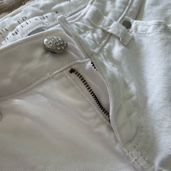 White jeans - Picture 2 of 3